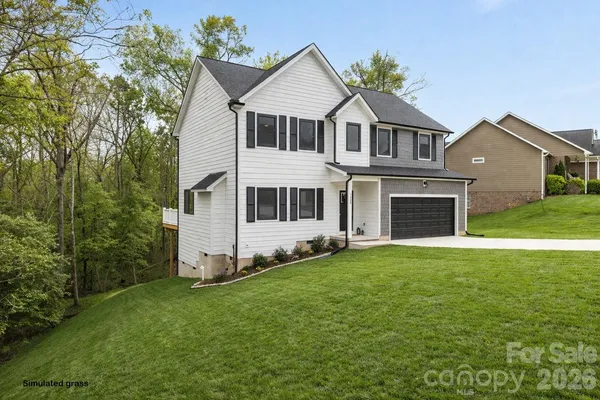 $429,000 | 1928 46th Ave Drive Northeast, Hickory, NC 28601