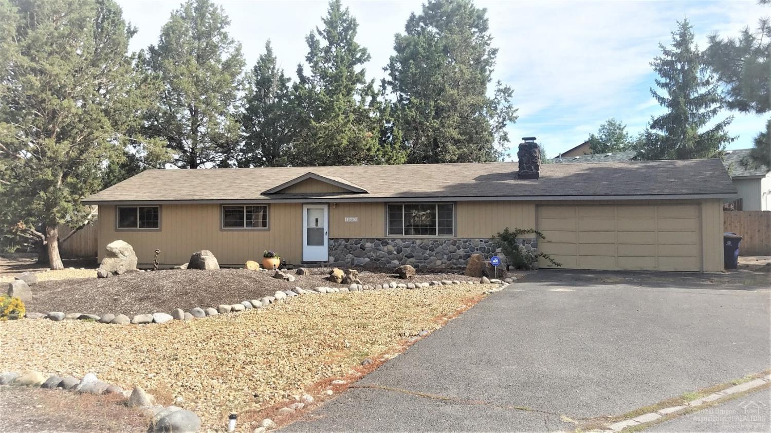 1630 Southeast Riviera Drive Bend, OR 97702 - Photo 1 of 19 Primary Photo