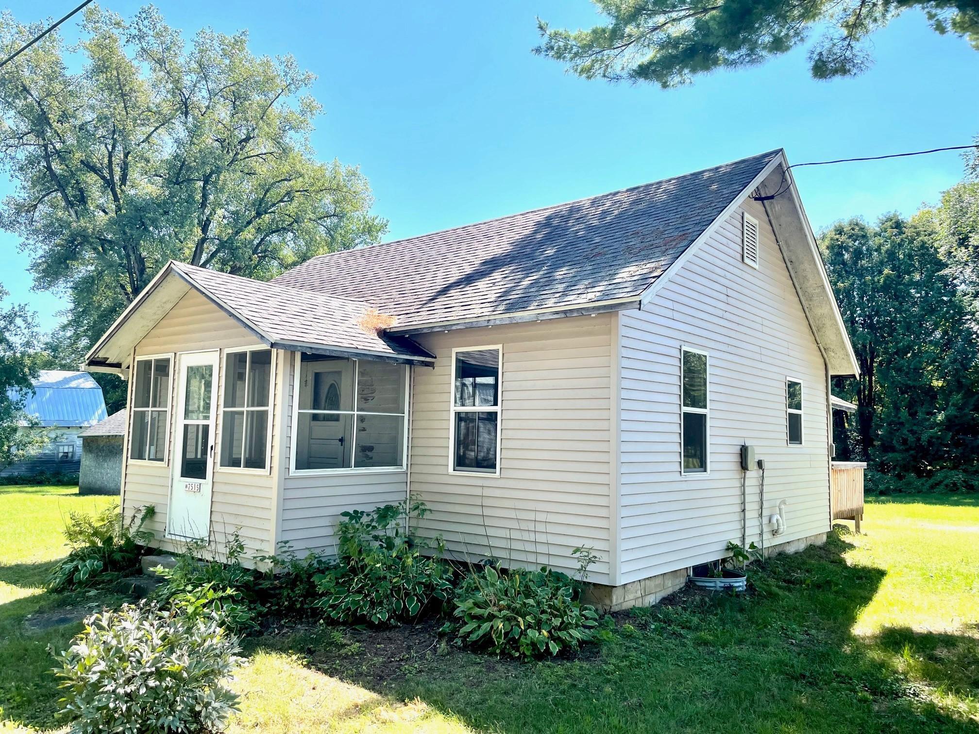W7515 County Road North Arkansaw, WI 54721 - Photo 1 of 1 Gallery Image 1