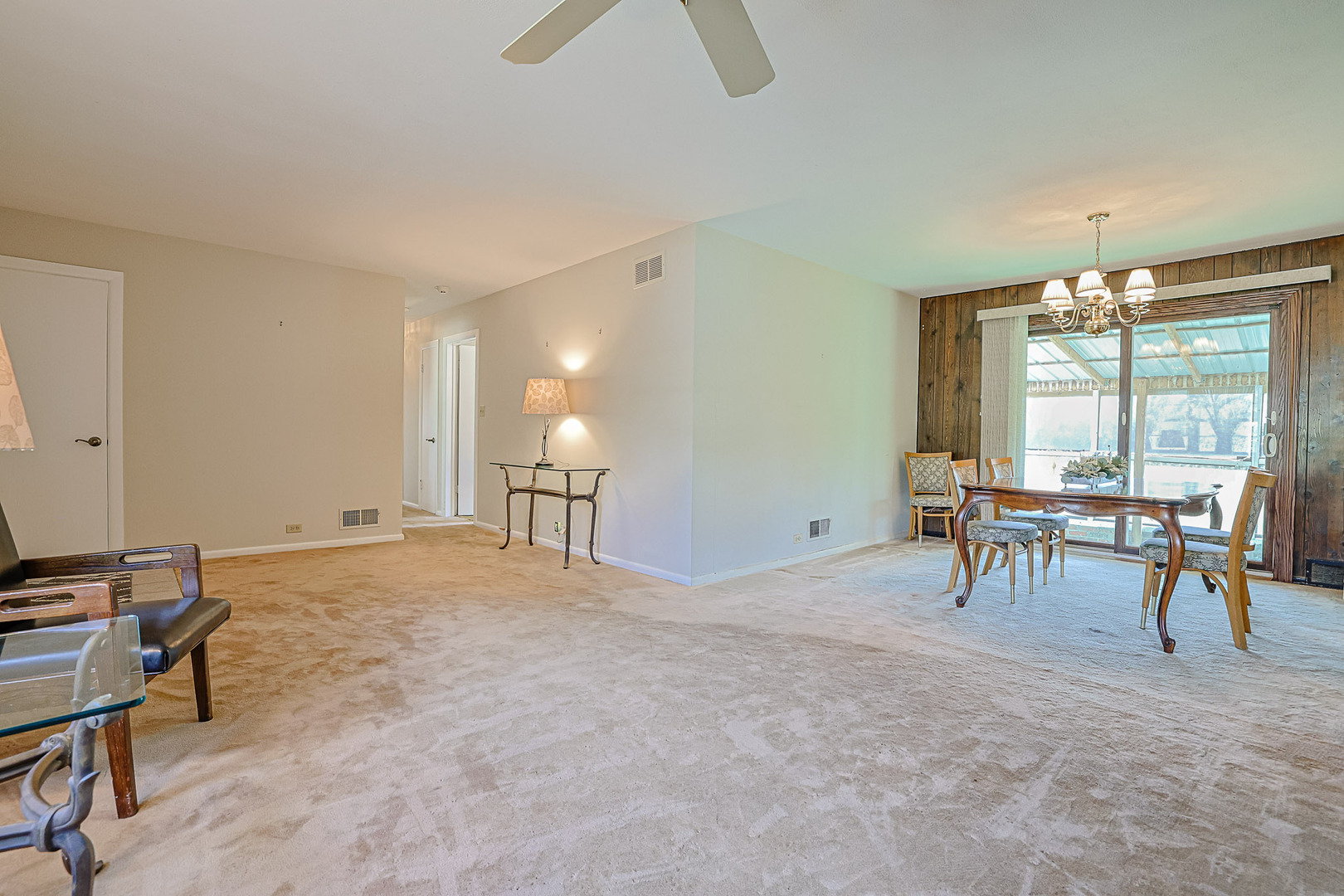921 Guerin Road Libertyville, IL 60048 - Photo 7 of 43 a view of an empty room with window and furniture