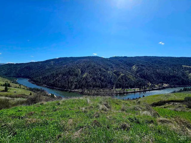 $340,000 | Lot 4 Quiet Hills Lane, Lenore, ID 83541
