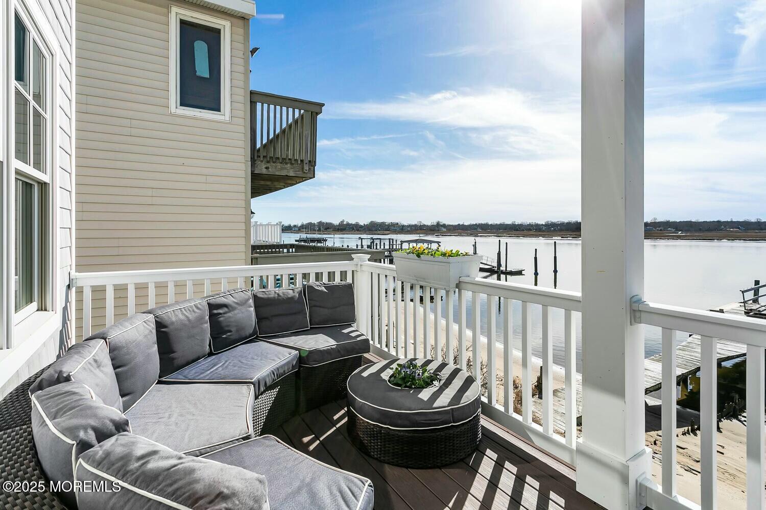 20 Riverview Place Sea Bright, NJ 07760 - Photo 19 of 107 Main level deck