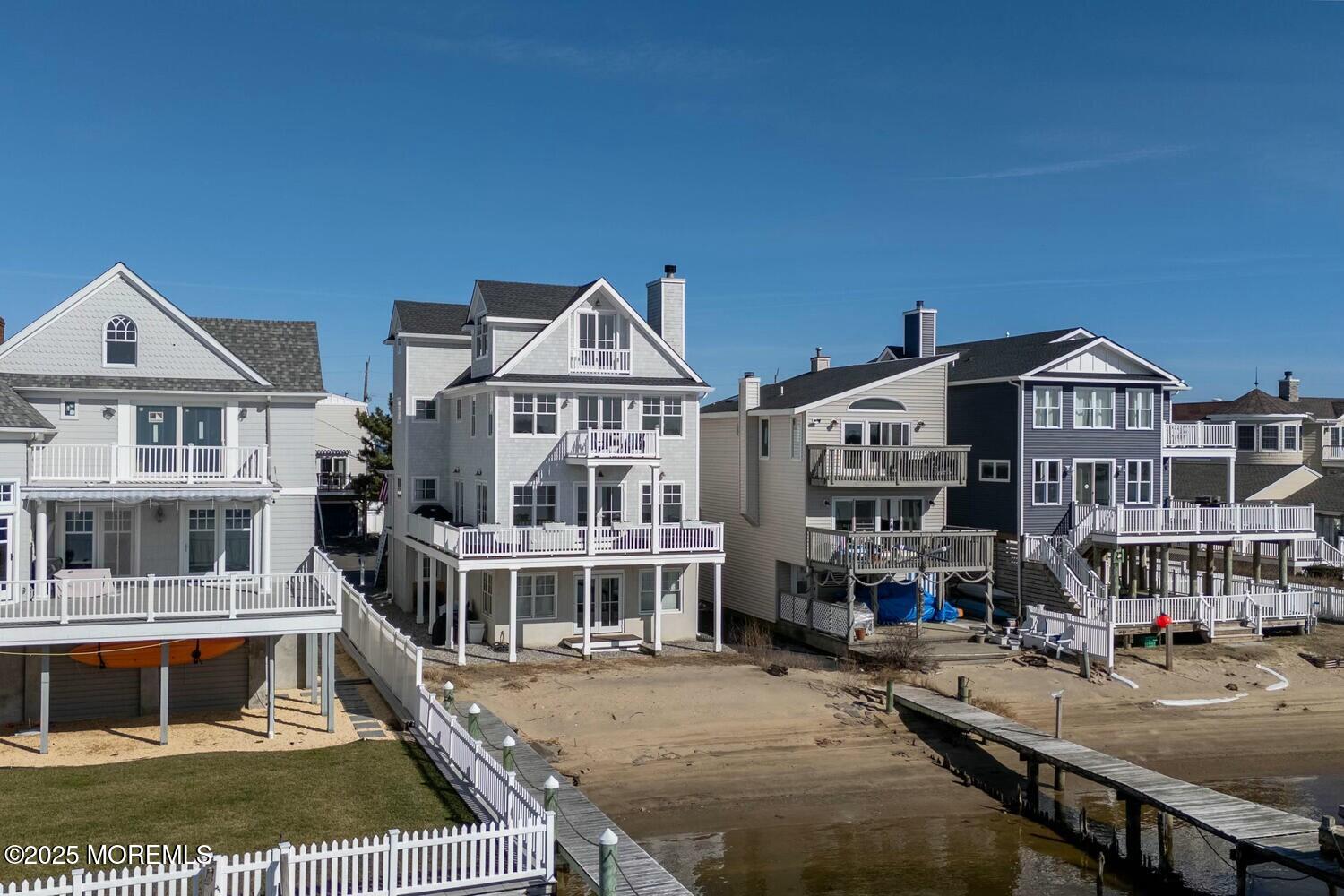 20 Riverview Place Sea Bright, NJ 07760 - Photo 74 of 107 40' private beach