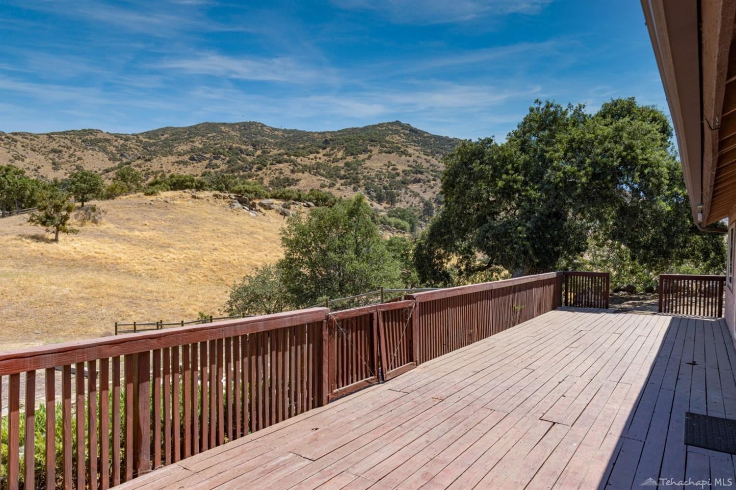 26015 Bear Valley Road Tehachapi, CA 93561 - Photo 21 of 22 Gallery Image 21