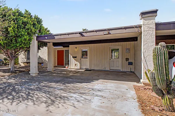 $449,900 | 1988 East Oxford Drive, Tempe, AZ 85283