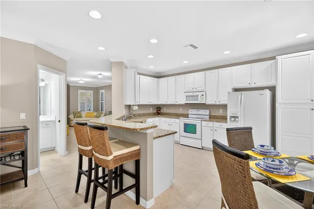 $575,000 | 1248 Manado Drive, Naples, FL 34113