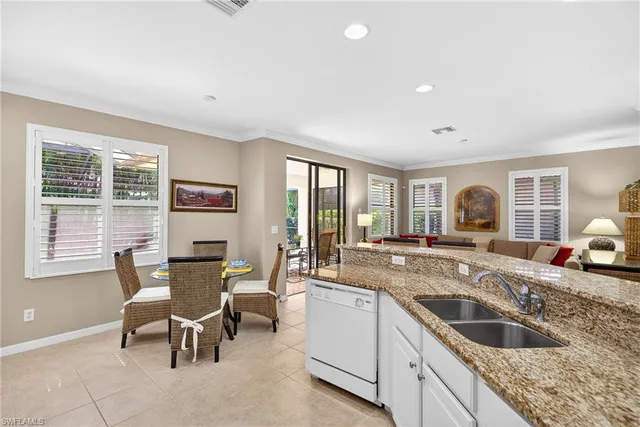 $575,000 | 1248 Manado Drive, Naples, FL 34113