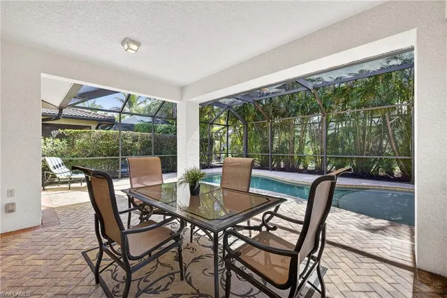 $575,000 | 1248 Manado Drive, Naples, FL 34113