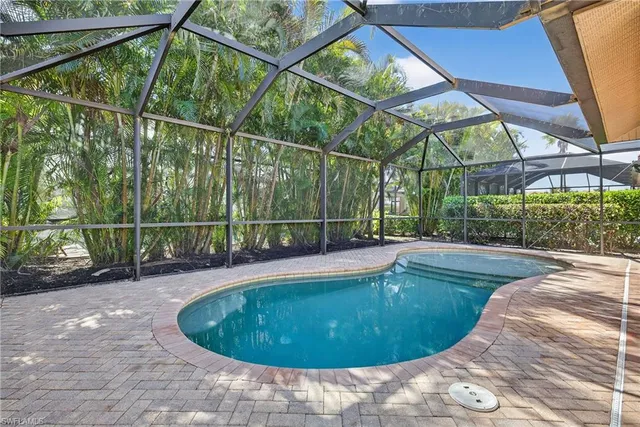 $575,000 | 1248 Manado Drive, Naples, FL 34113