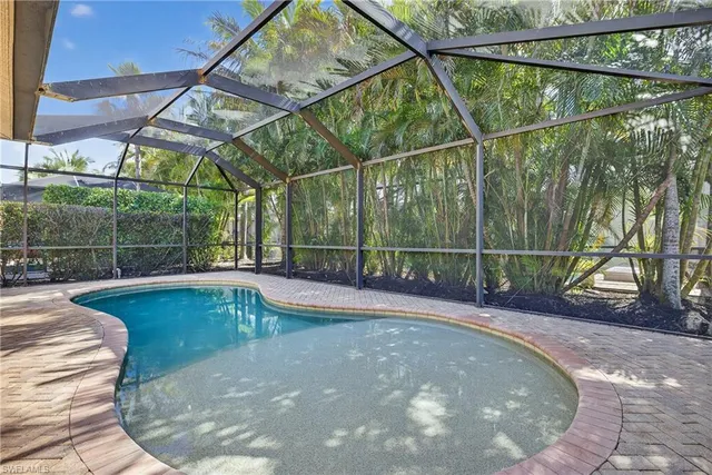$575,000 | 1248 Manado Drive, Naples, FL 34113