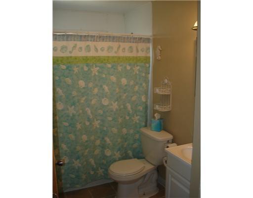 709 Bittersweet Road Monroeville, PA 15146 - Photo 6 of 11 Full Bath.
