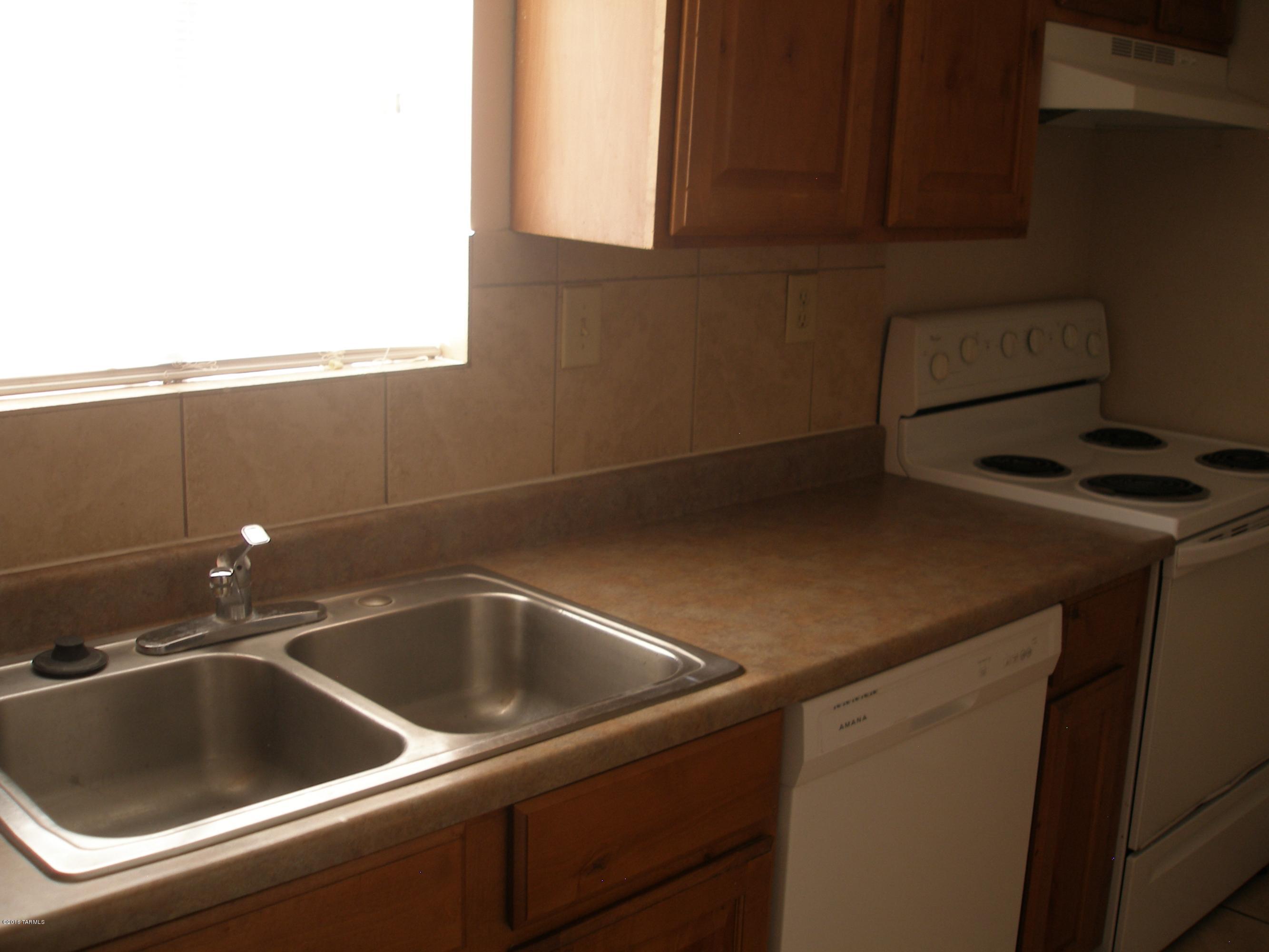 1251-1253 East Halcyon Road Tucson, AZ 85719 - Photo 5 of 7