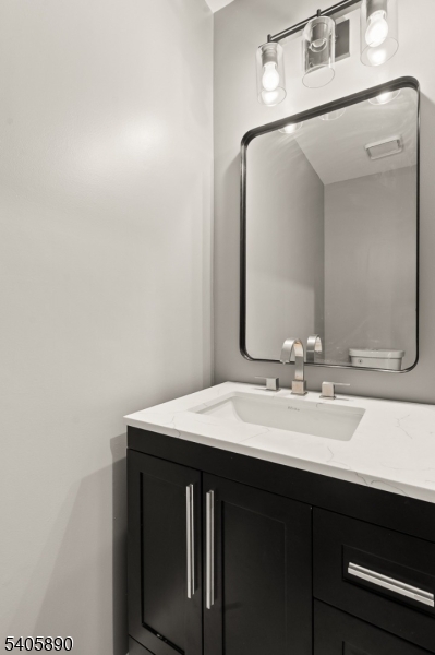 243 Penns Way Bernards, NJ 07920 - Photo 14 of 27