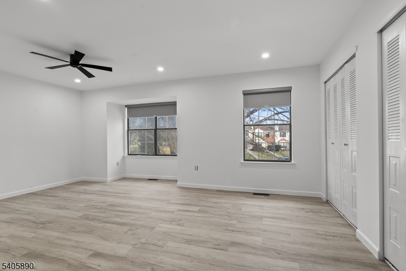 243 Penns Way Bernards, NJ 07920 - Photo 15 of 27