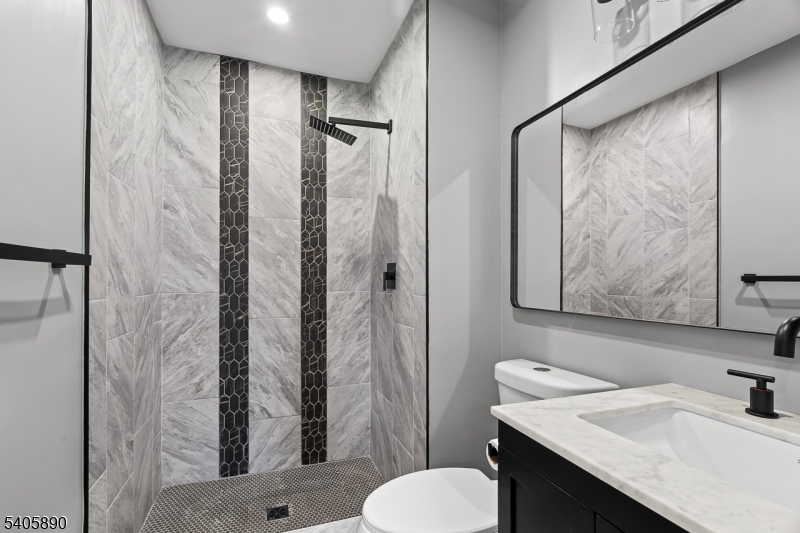 243 Penns Way Bernards, NJ 07920 - Photo 16 of 27