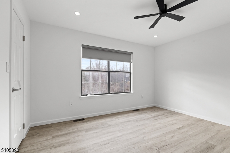 243 Penns Way Bernards, NJ 07920 - Photo 21 of 27