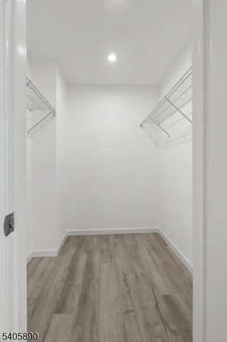 $3,400 | 243 Penns Way, Bernards, NJ 07920