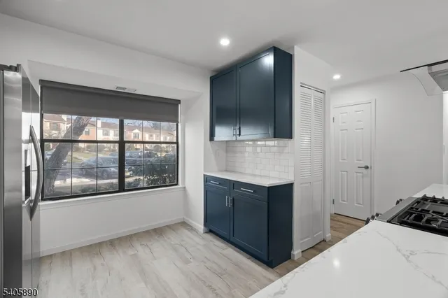 $3,400 | 243 Penns Way, Bernards, NJ 07920