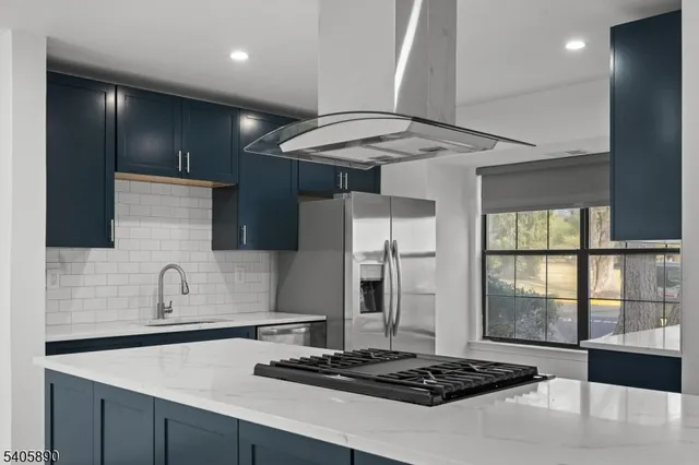 $3,400 | 243 Penns Way, Bernards, NJ 07920