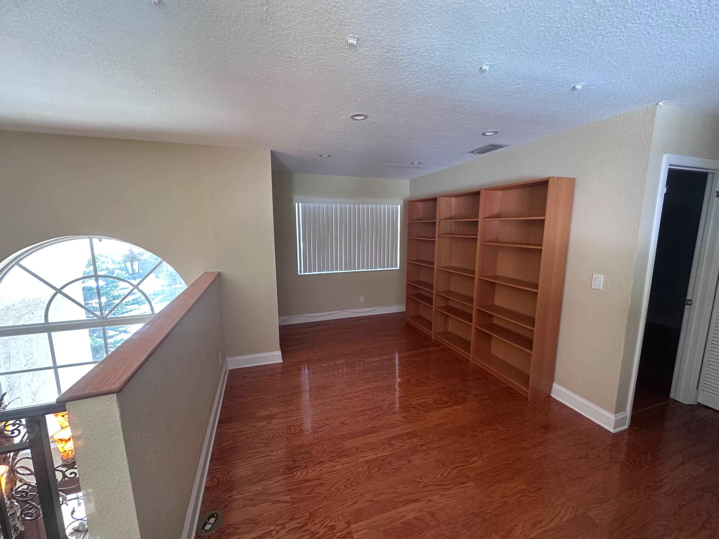 10627 Wheelhouse Circle Boca Raton, FL 33428 - Photo 25 of 29 9a24416e-51ee-49ea-92ca-4c9c5833e0c2