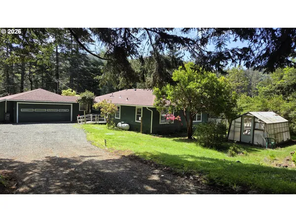 $469,000 | 28213 Hunter Creek Heights Road, Gold Beach, OR 97444