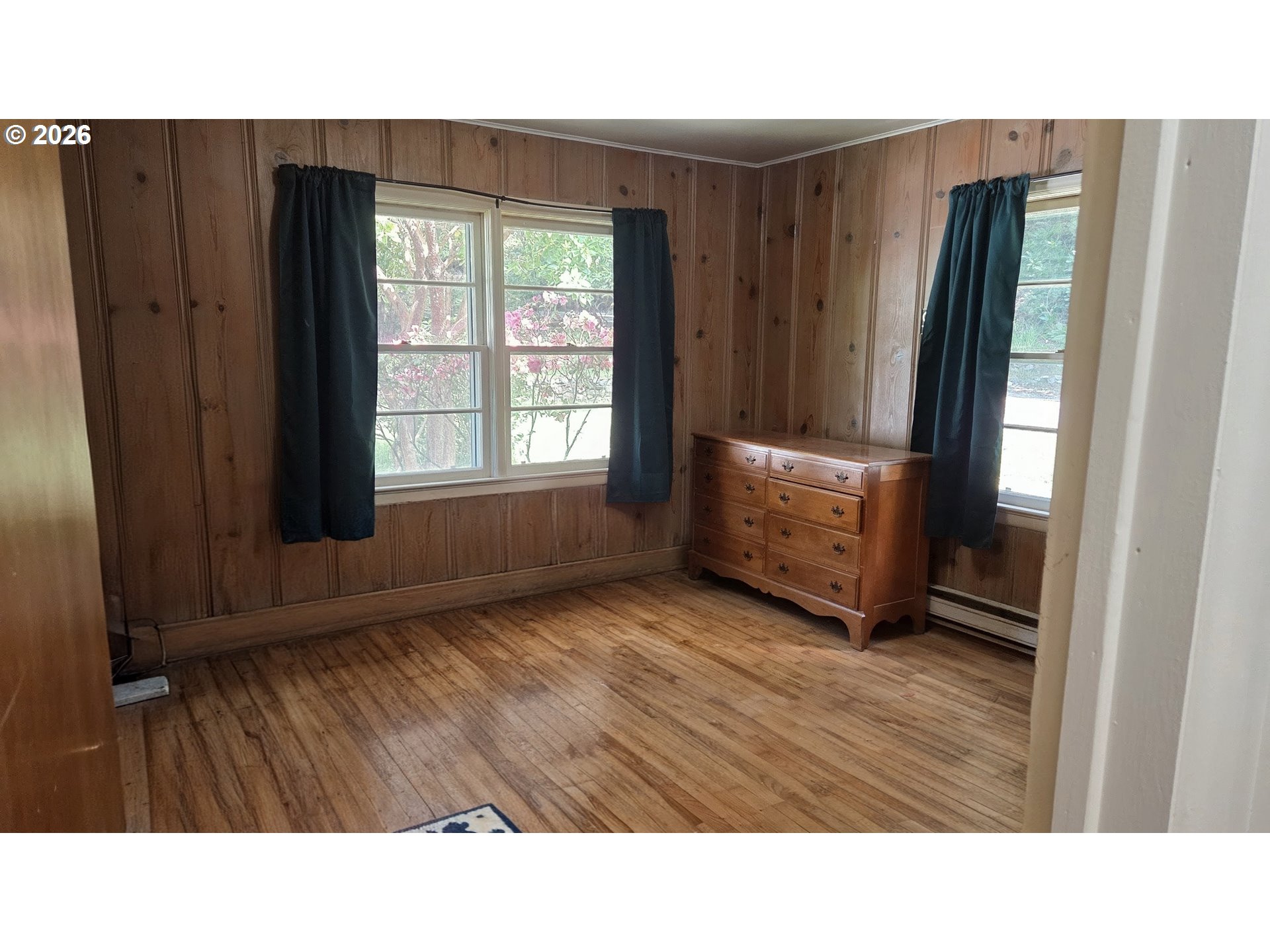 28213 Hunter Creek Heights Road Gold Beach, OR 97444 - Photo 15 of 33 Bedroom