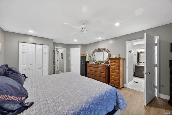 $625,000 | 342 The Woods, Bedford, IN 47421