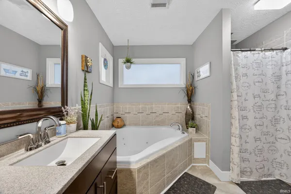 $625,000 | 342 The Woods, Bedford, IN 47421