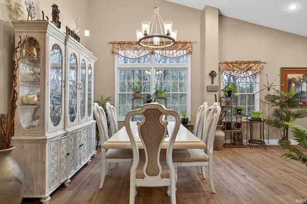 $625,000 | 342 The Woods, Bedford, IN 47421