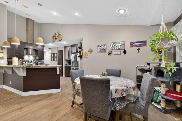 $625,000 | 342 The Woods, Bedford, IN 47421