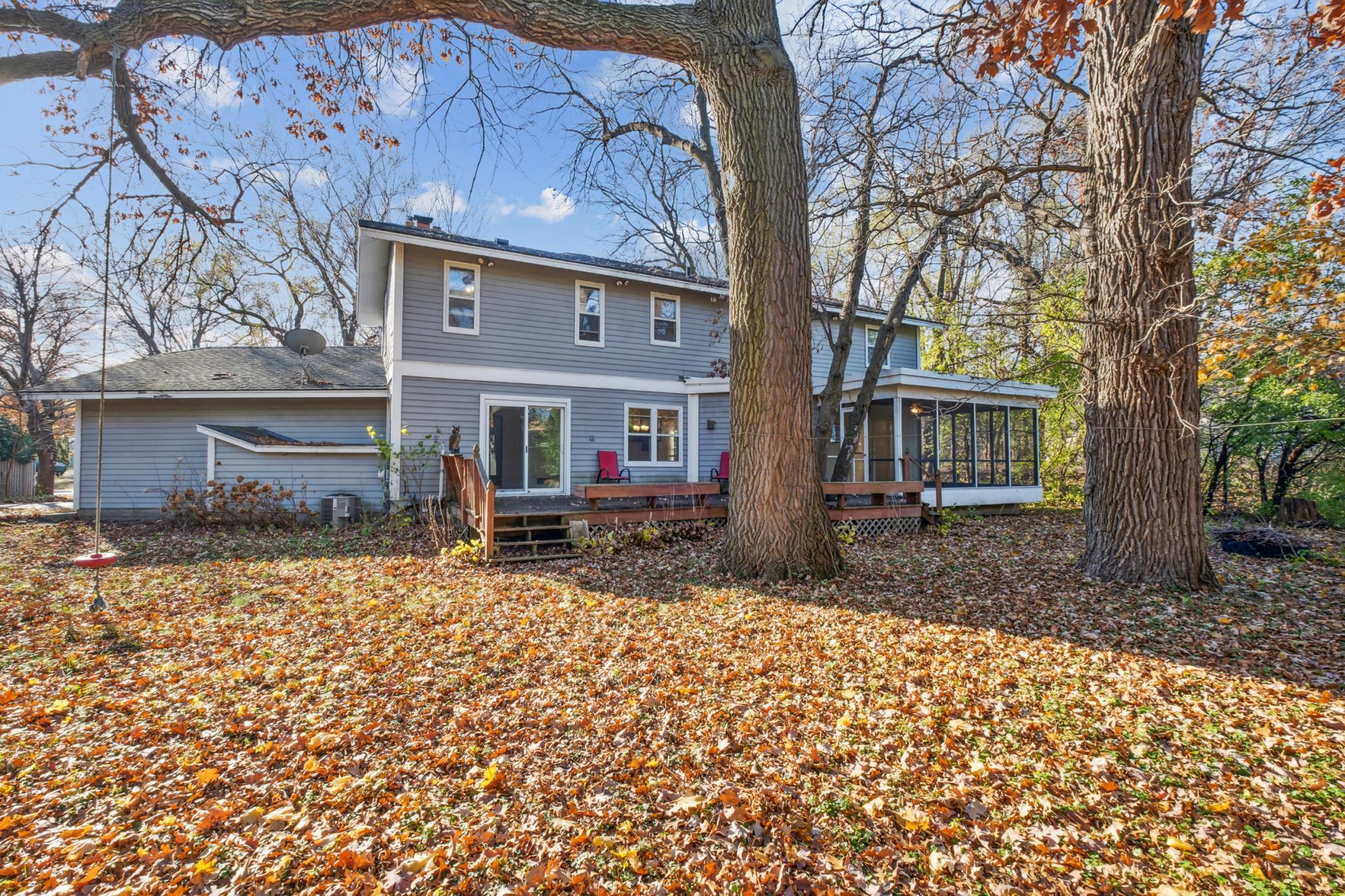 725 County Rd B East Maplewood, MN 55117 - Photo 10 of 10 Gallery Image 10