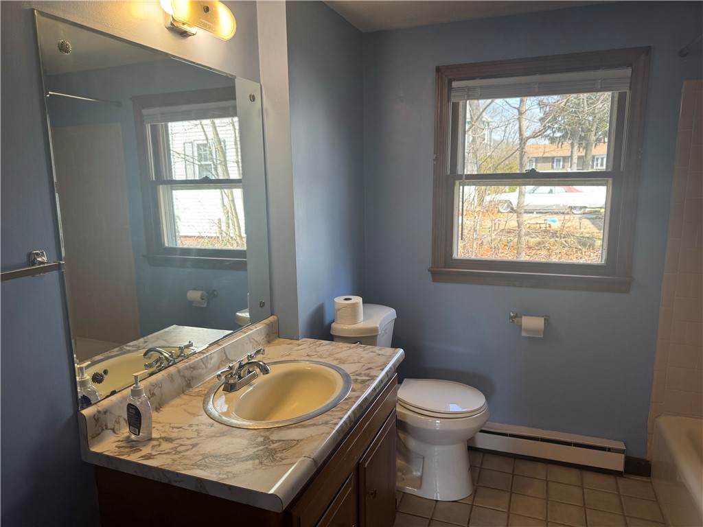 82 Valley Avenue Warwick, RI 02886 - Photo 10 of 20