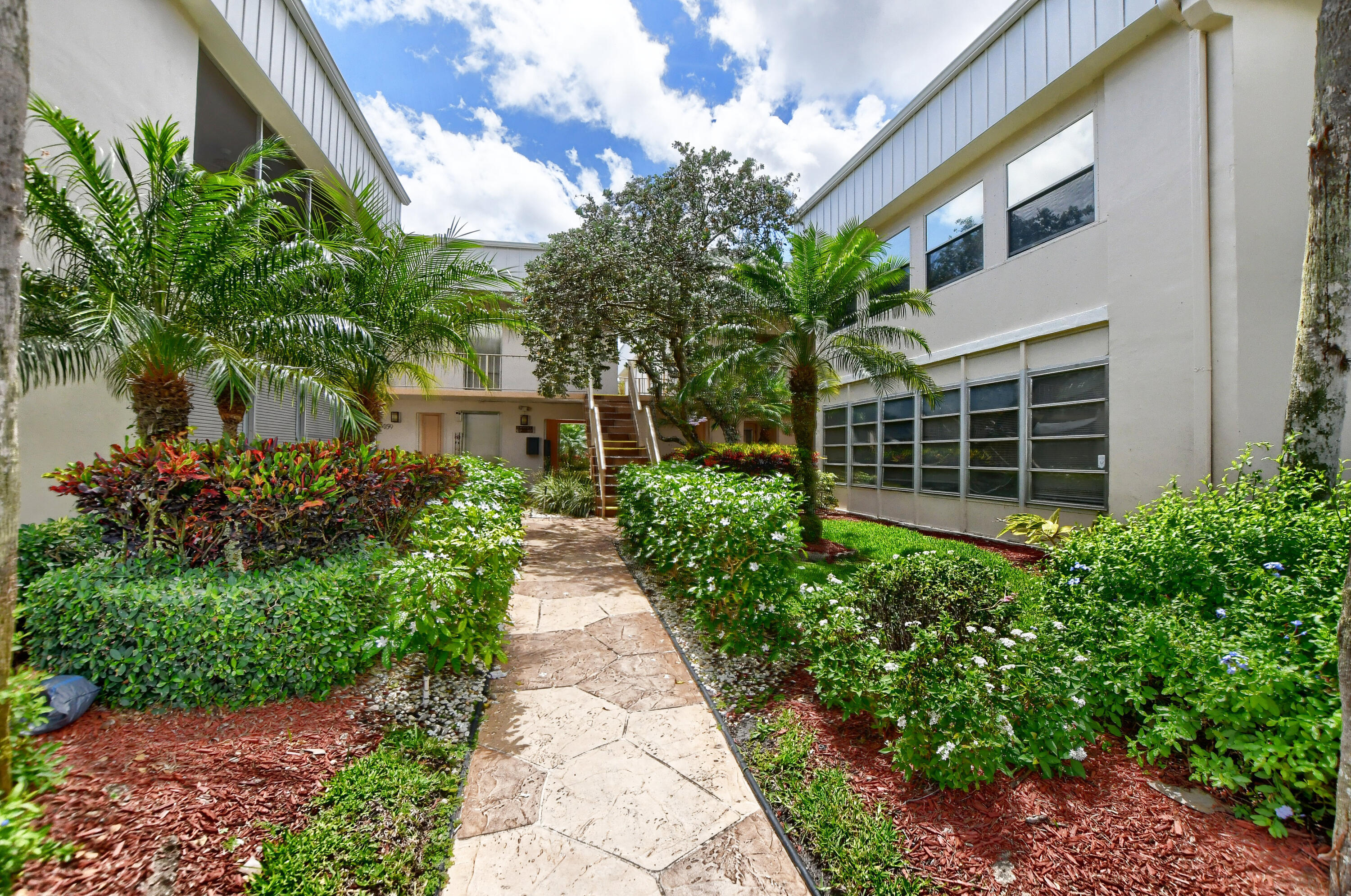 106 Capri B Delray Beach, FL 33484 - Photo 1 of 37 01_ebf_2955-hdr(5)