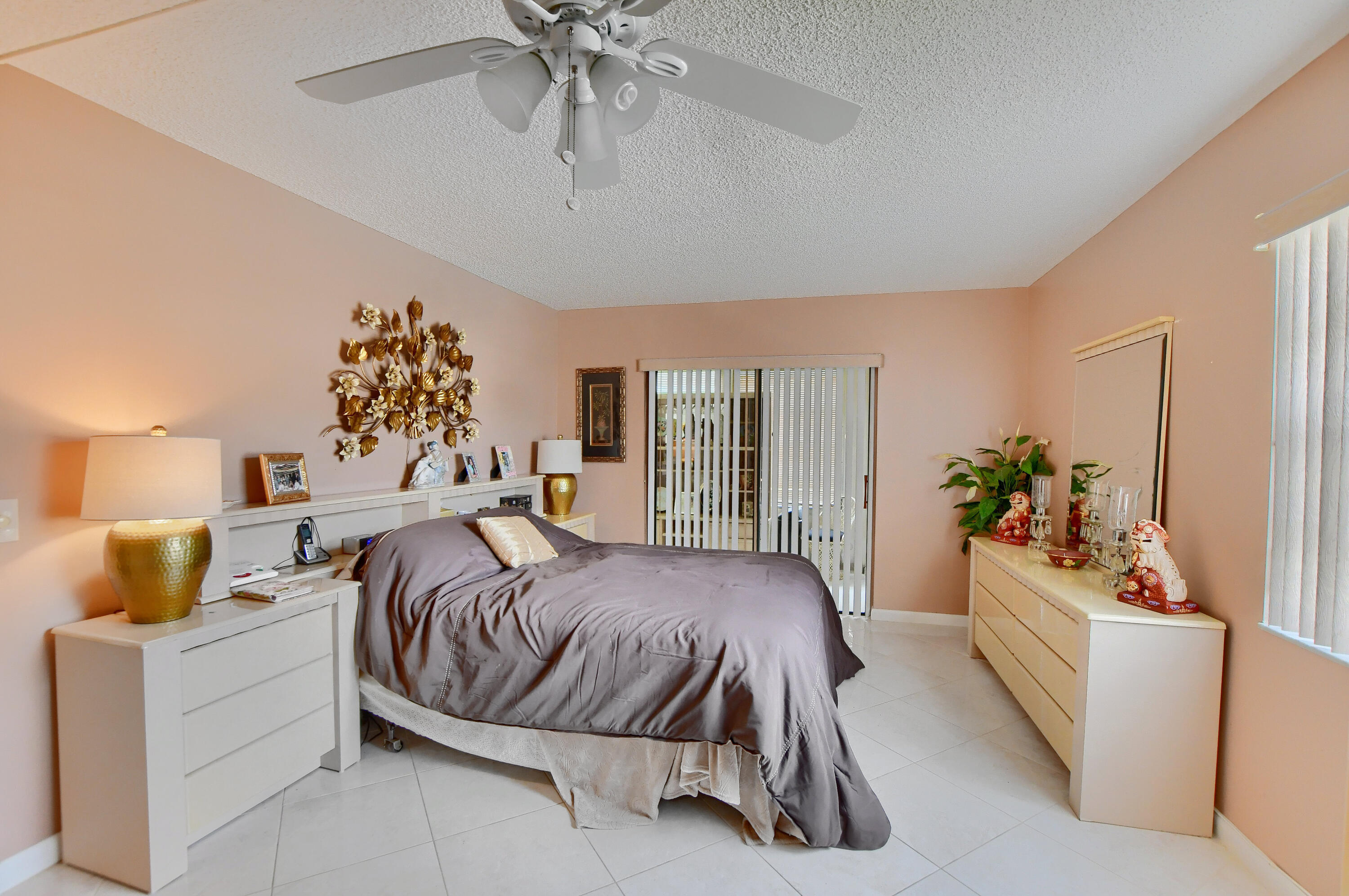 106 Capri B Delray Beach, FL 33484 - Photo 20 of 37 20_ebf_2935-hdr(5)