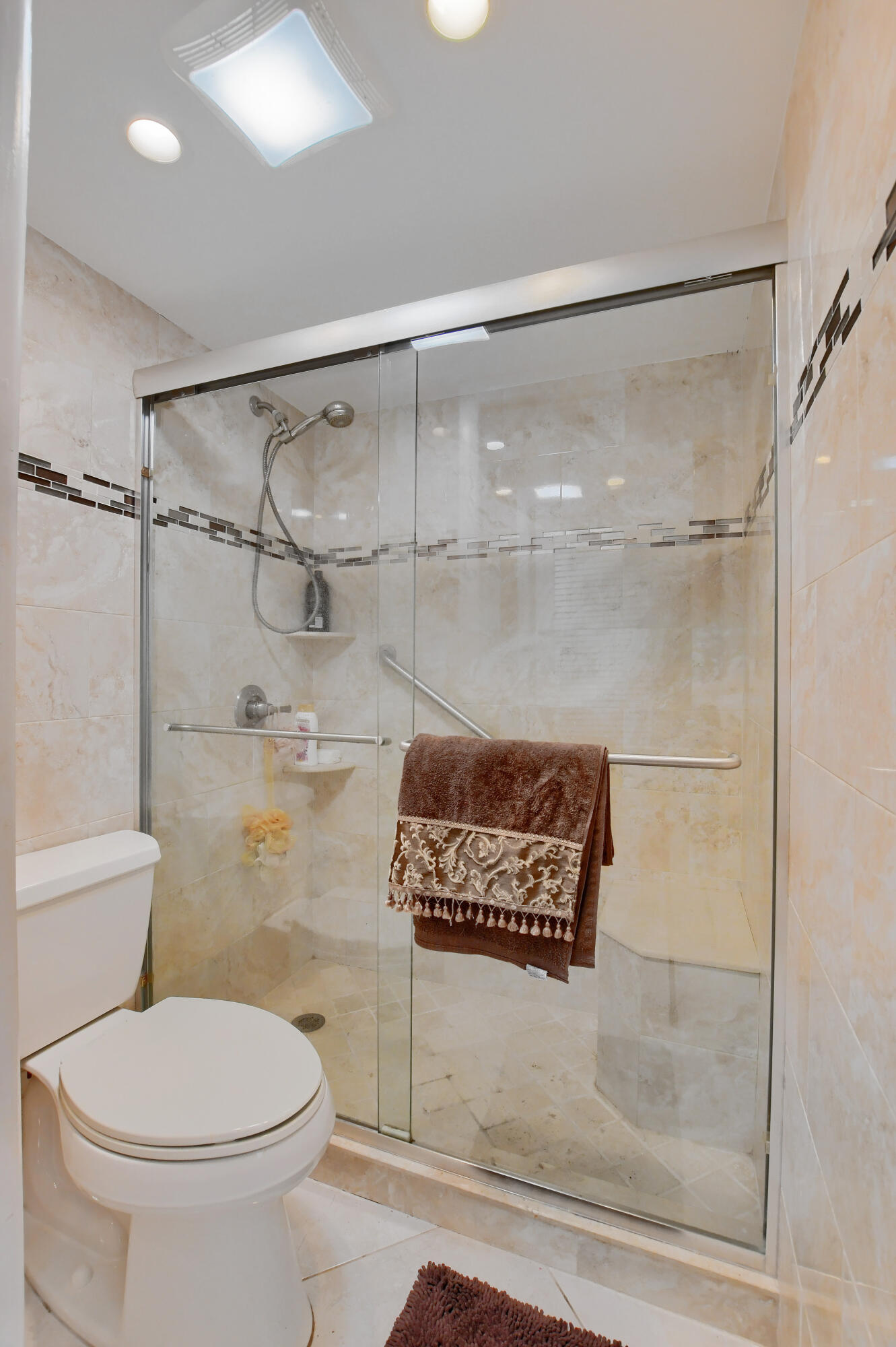 106 Capri B Delray Beach, FL 33484 - Photo 22 of 37 22_ebf_2945-hdr(5)
