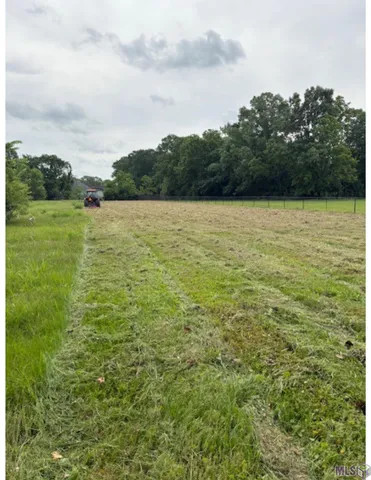 $995,500 | 15040 Highway 73, Prairieville, LA 70769