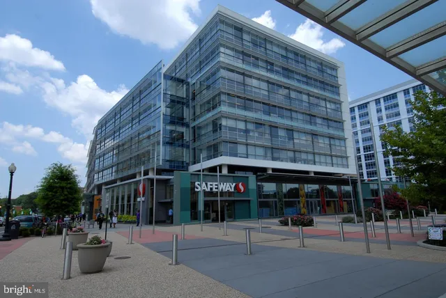 $209,000 | 800 4th Street Southwest, Unit S623, Washington, DC 20024