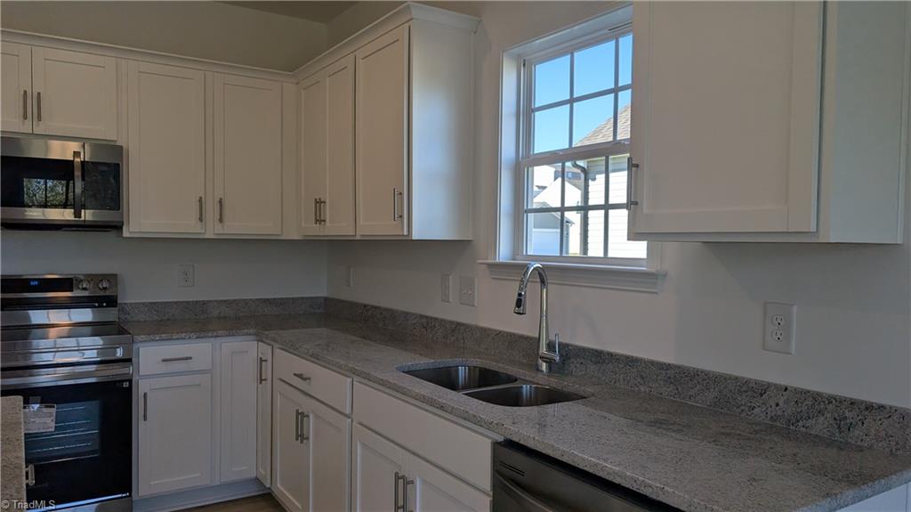 228 Waylon Court Lexington, NC 27295 - Photo 7 of 25