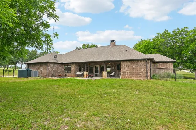 $3,500 | 1389 County Road 3591, Paradise, TX 76073