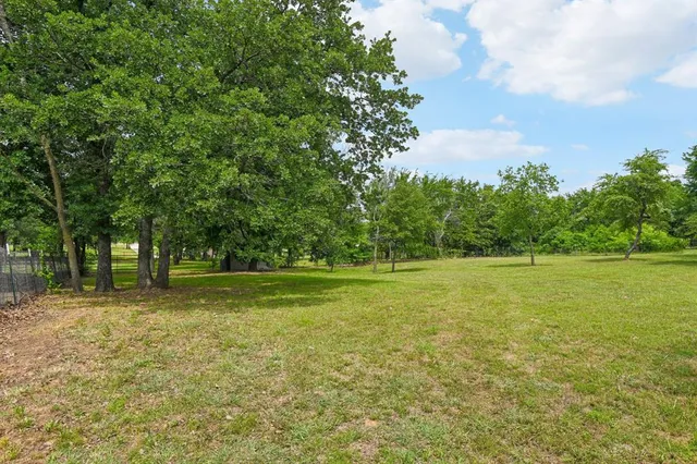 $3,500 | 1389 County Road 3591, Paradise, TX 76073