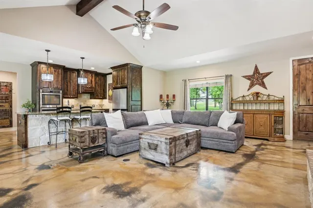 $3,500 | 1389 County Road 3591, Paradise, TX 76073