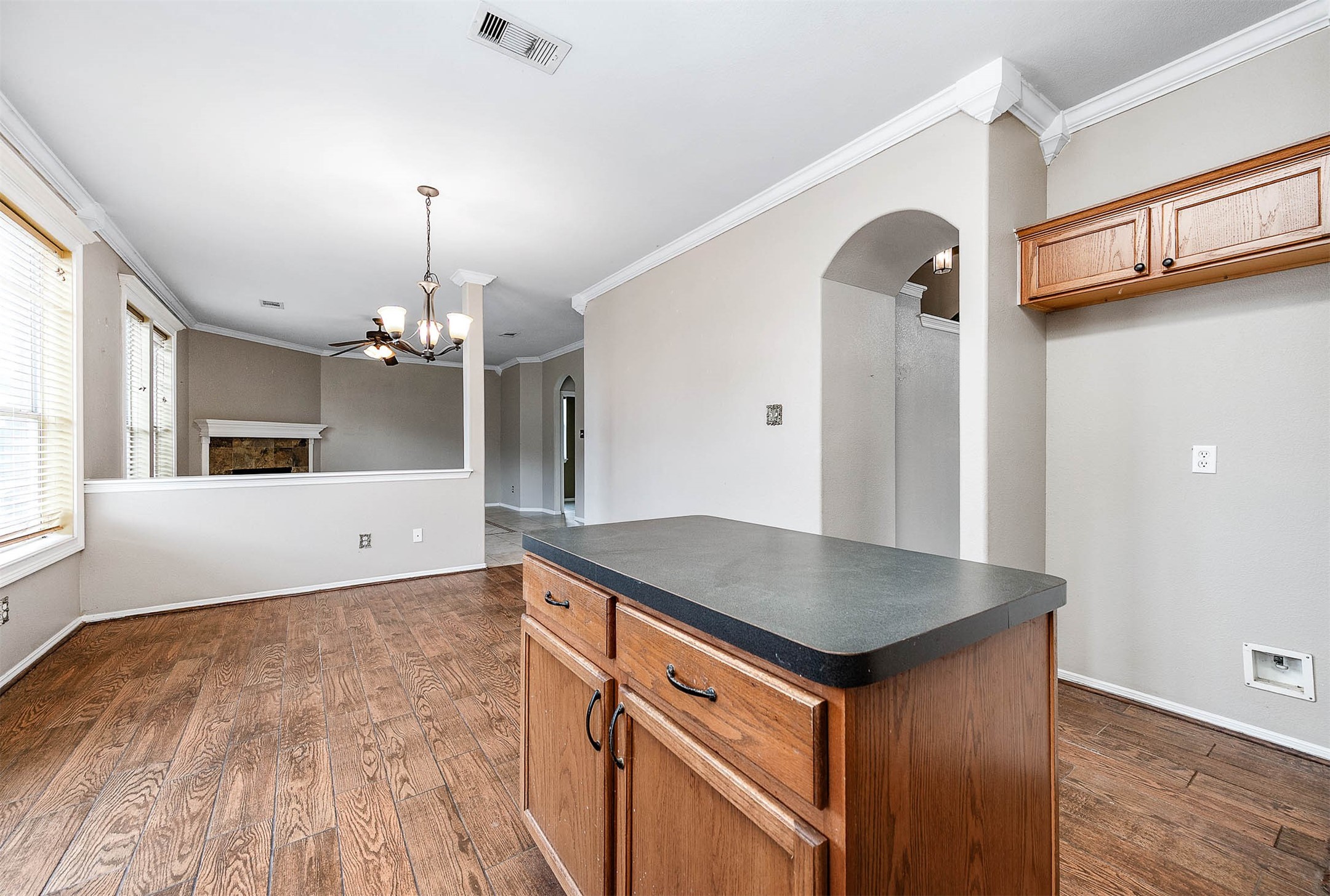 1017 Hamilton Street Alvin, TX 77511 - Photo 14 of 33