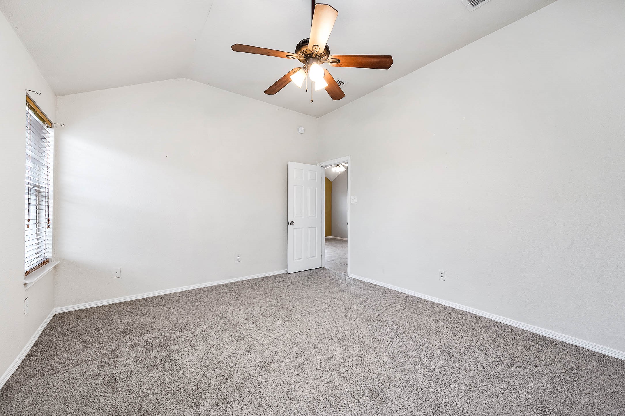 1017 Hamilton Street Alvin, TX 77511 - Photo 25 of 33