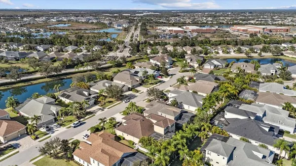 $1,000,000 | 4727 Balboa Park Loop, Bradenton, FL 34211