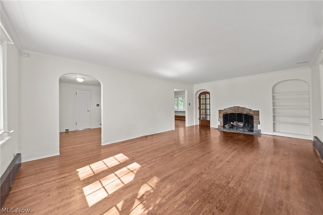 3007 Manchester Road Shaker Heights, OH 44122 - Photo 4 of 50