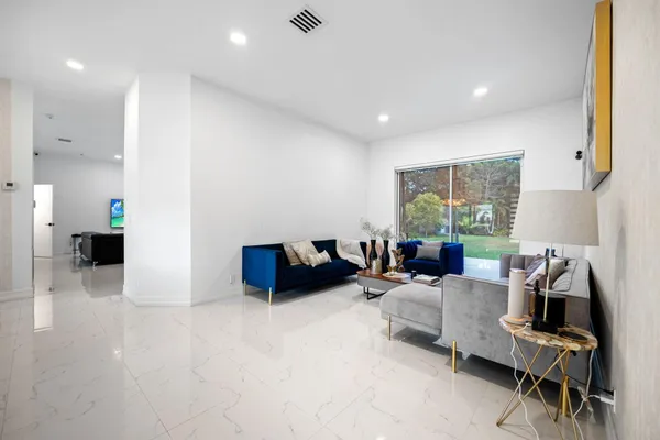 $1,199,000 | 5320 Southwest 199th Avenue, Pembroke Pines, FL 33332