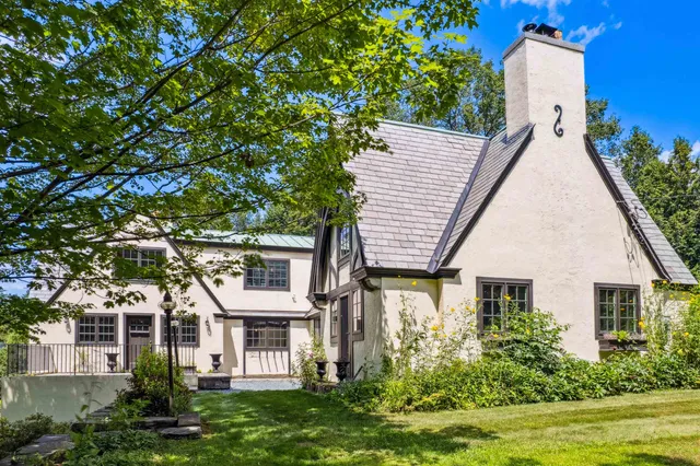 $2,195,000 | 33 East Wheelock Street, Hanover, NH 03755