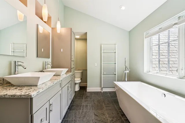 $2,195,000 | 33 East Wheelock Street, Hanover, NH 03755