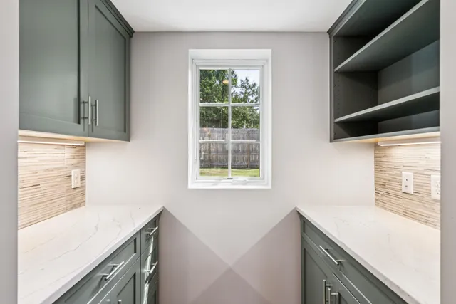 $2,195,000 | 33 East Wheelock Street, Hanover, NH 03755