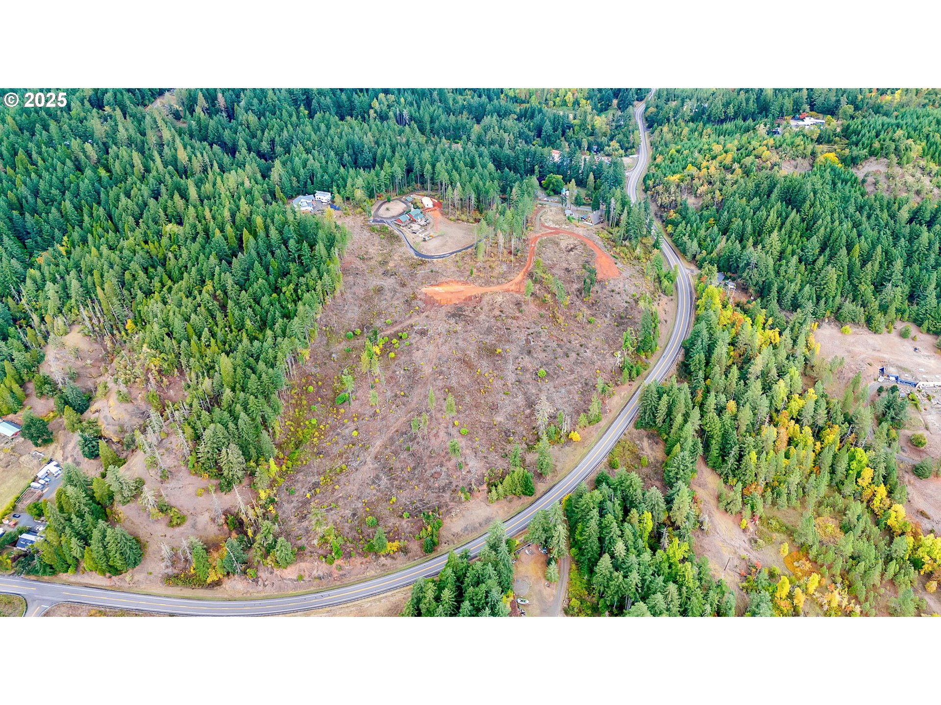 0 Sutherlin Lane, Unit 1100 Eugene, OR 97405 - Photo 39 of 42 a black and white photo of a garden